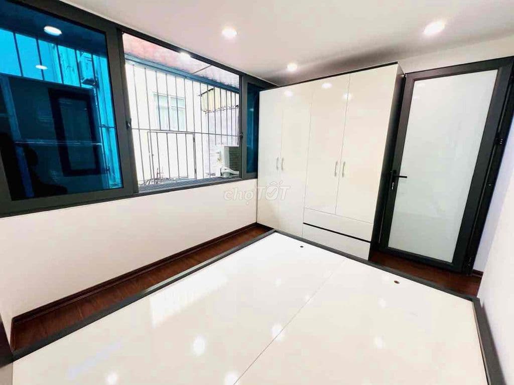 TT phố Tân Mai,3 thoáng,lô góc,ô tô đỗ chân cầu thang, full nội thất - Ảnh 2