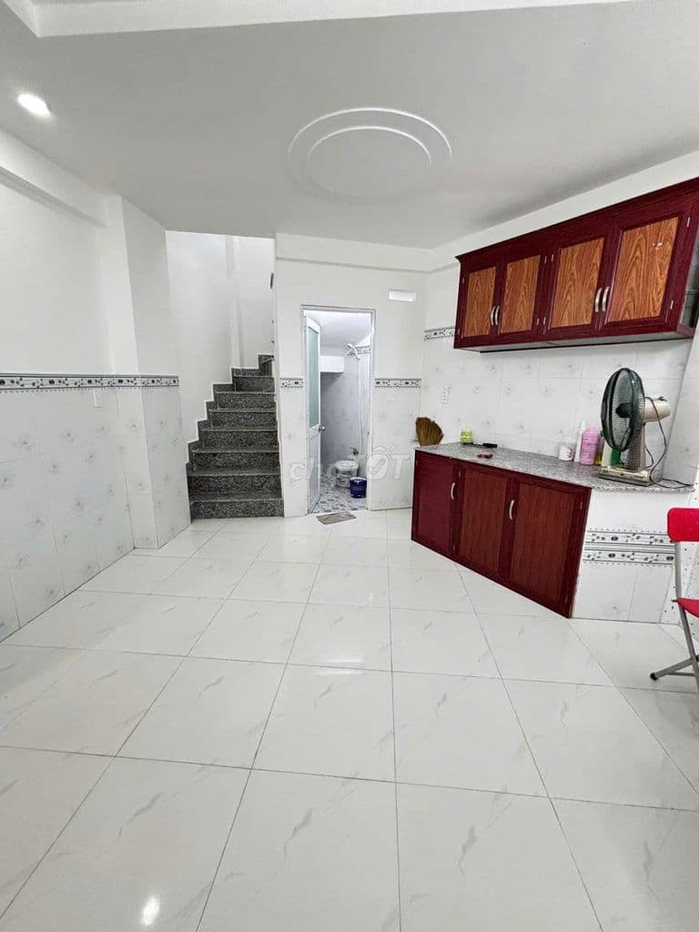 bán nhà sổ hồng chung đường tô Ngọc Vân quận 12 thành phố Hồ Chí Minh