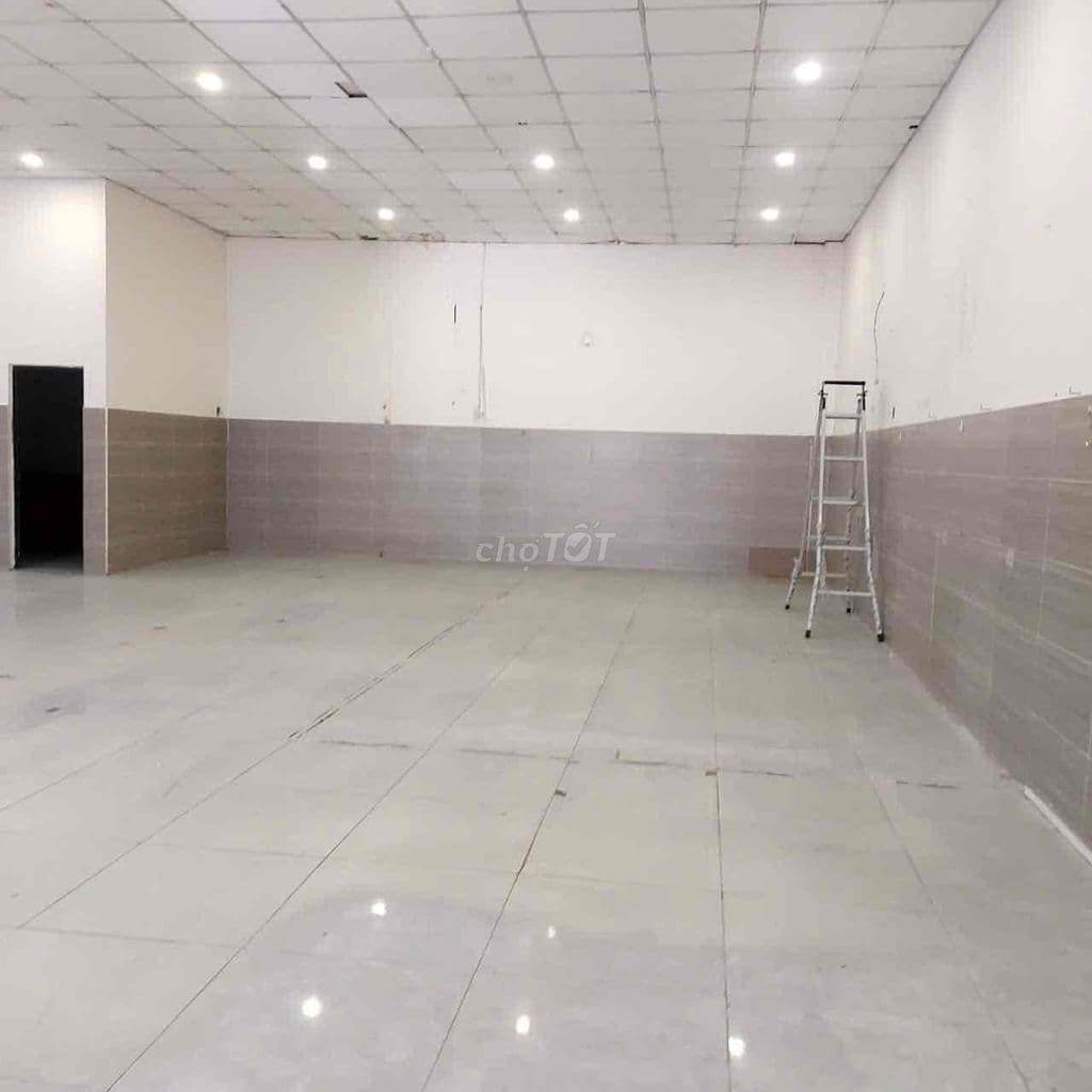 Mặt tiền diện tích khủng 4,5m nở hậu 13mx14m. Vị trí kinh doanh sung - Ảnh 3