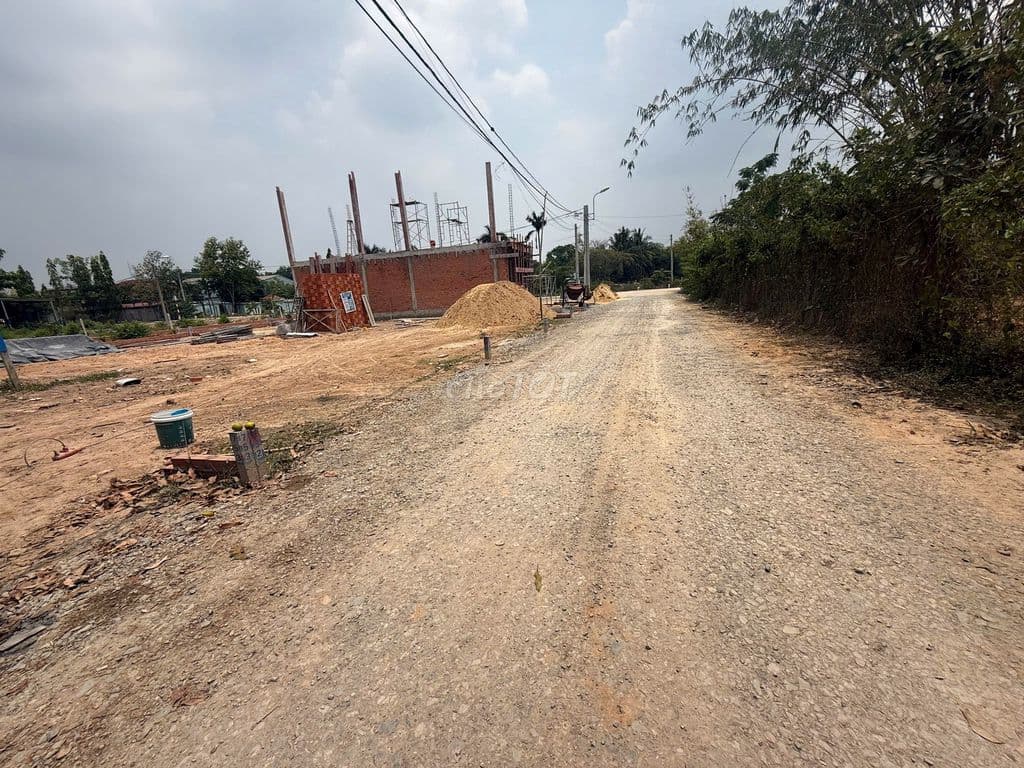 1 lô ấp Cây Sộp,Tân An Hội, Củ Chi gần THỊ TRẤN CỦ CHI,giá chỉ 1,650tr