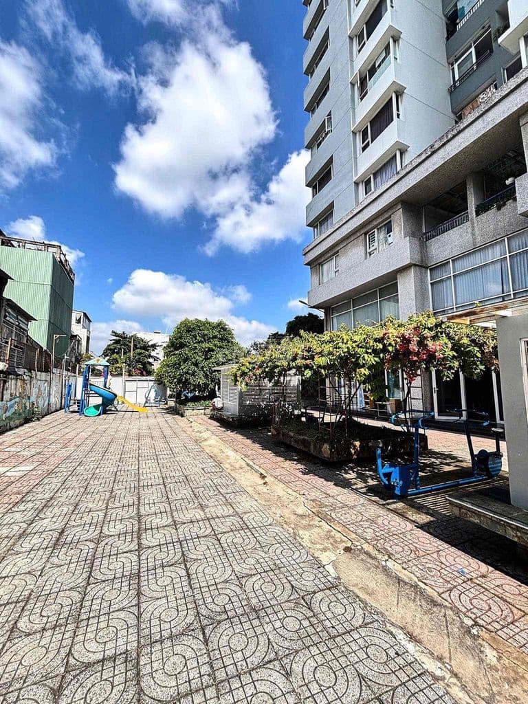 Bán căn hộ giá rẻ nhất khu vực, Quang Thái, 63m2 2PN 2WC, căn góc - Ảnh 2