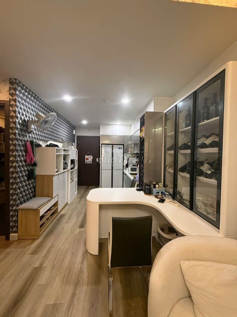 Chính chủ gửi bán gấp CHCC The Botanica 57m2 2PN Full nt, giá 4.65 tỷ