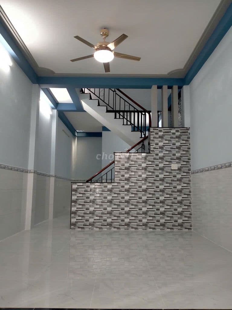 Chủ bán gấp nhà 1/ đường D20 Vĩnh Lộc B 4x13.5 hẻm oto 1tỷ890 còn TL - Ảnh 2