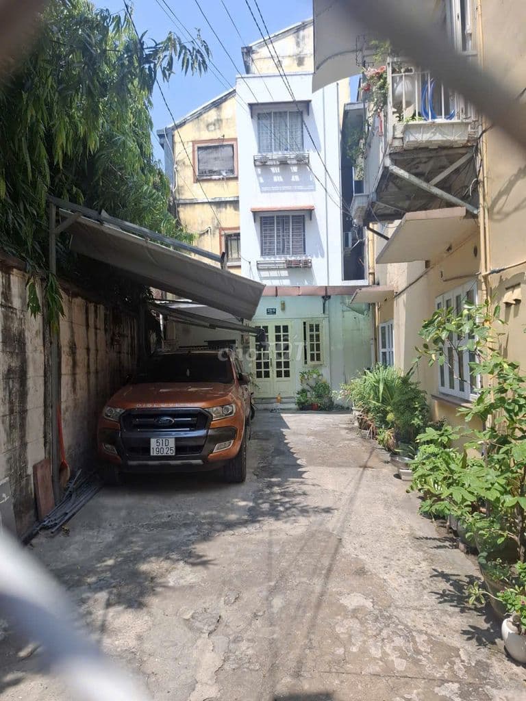 HÀNG SIÊU HIẾM HOÀNG DIỆU PHÚ NHUẬN