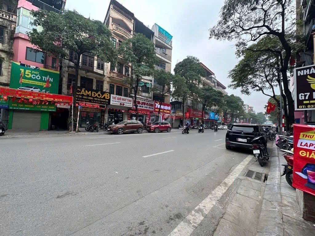 Bán nhà Mỹ Đình, 30m2, 6 tầng, 3 ngủ, full nội thất, 7.6 tỷ