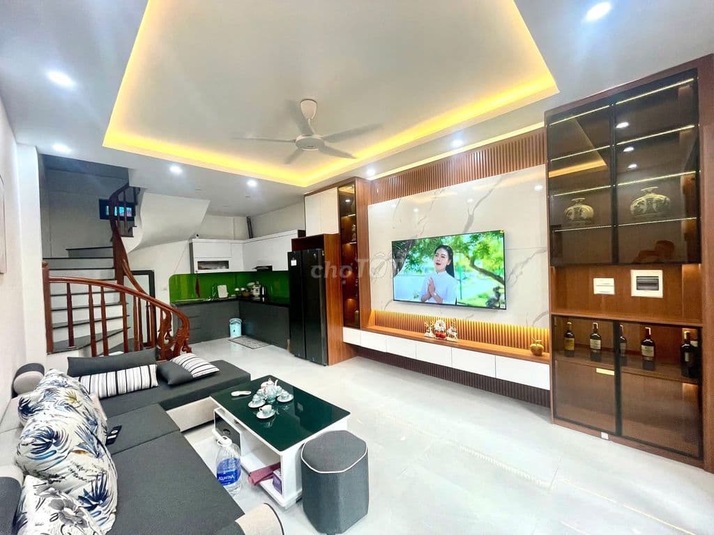 Bán nhà Kim Giang gần trường ĐH Thăng Long DT40m*4 Tầng* Giá 8.3 tỷ - Ảnh 2