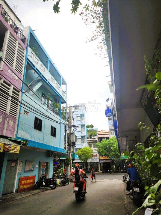 Bán gấp nhà 2 mặt tiền Hoàng Diệu Q4, khu sầm uất, không ngập - Ảnh 2