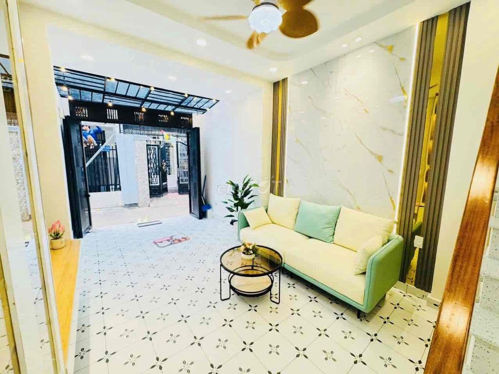 HXH 2 Tầng(3PN) Có 1PN Trệt, DT: 45m2, Gần Emart, Phạm Văn Đồng - Ảnh 2