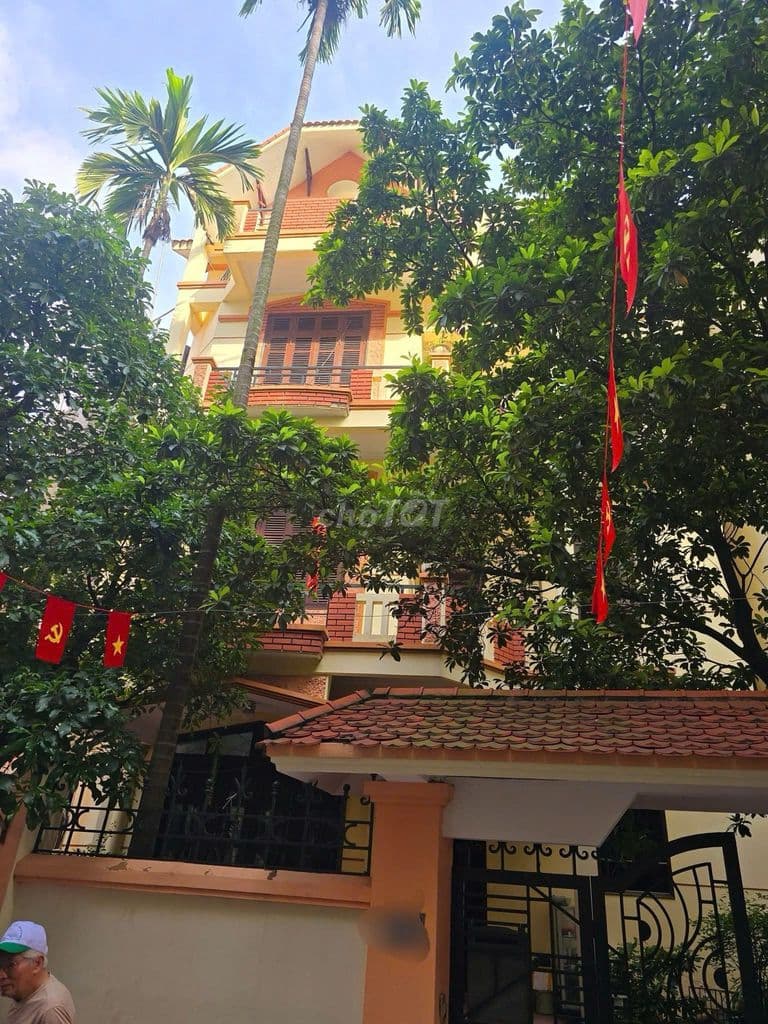 Bán nhah BIỆT THỰ Dịch Vọng Hậu, Lô Góc 156M2 x 4T, Gara Oto, Giá 37Tỷ - Ảnh 2