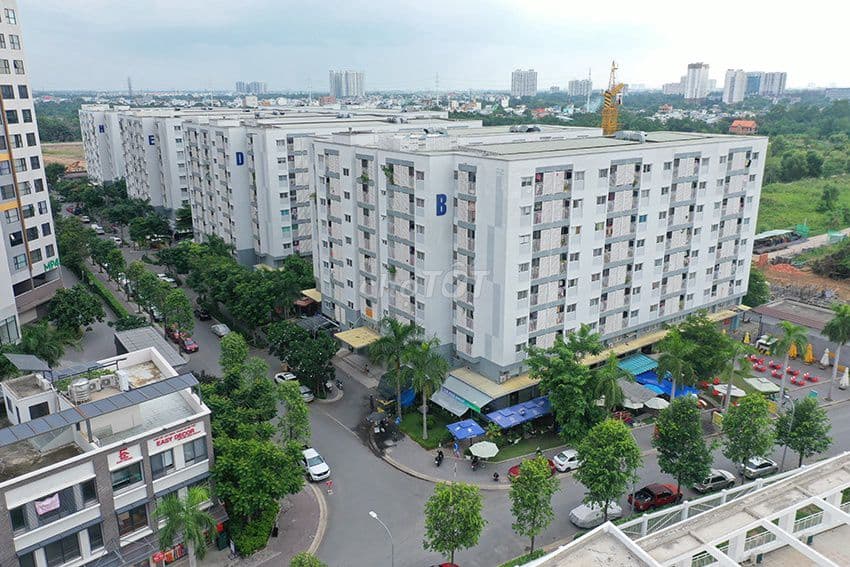 Cần bán căn hộ EhomeS, tầng cao view đẹp, nội thất đầy đủ