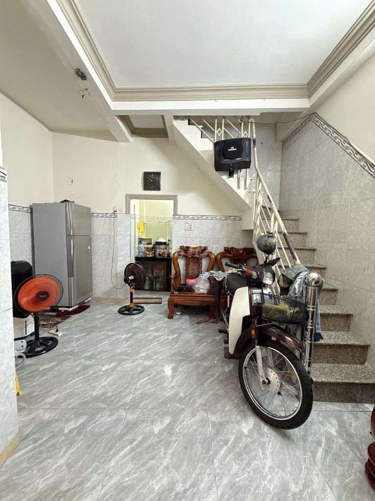 nhà bán số viết nghệ tĩnh 4 tângd, sổ riêng