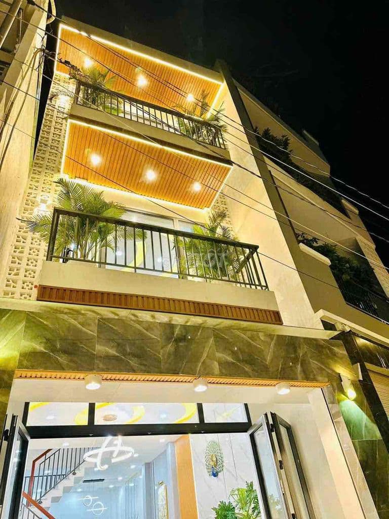 Cần bán nhanh nhà Phan Văn Hân. Bình Thạnh. 48m2. Giá chỉ 4 tỷ 590.