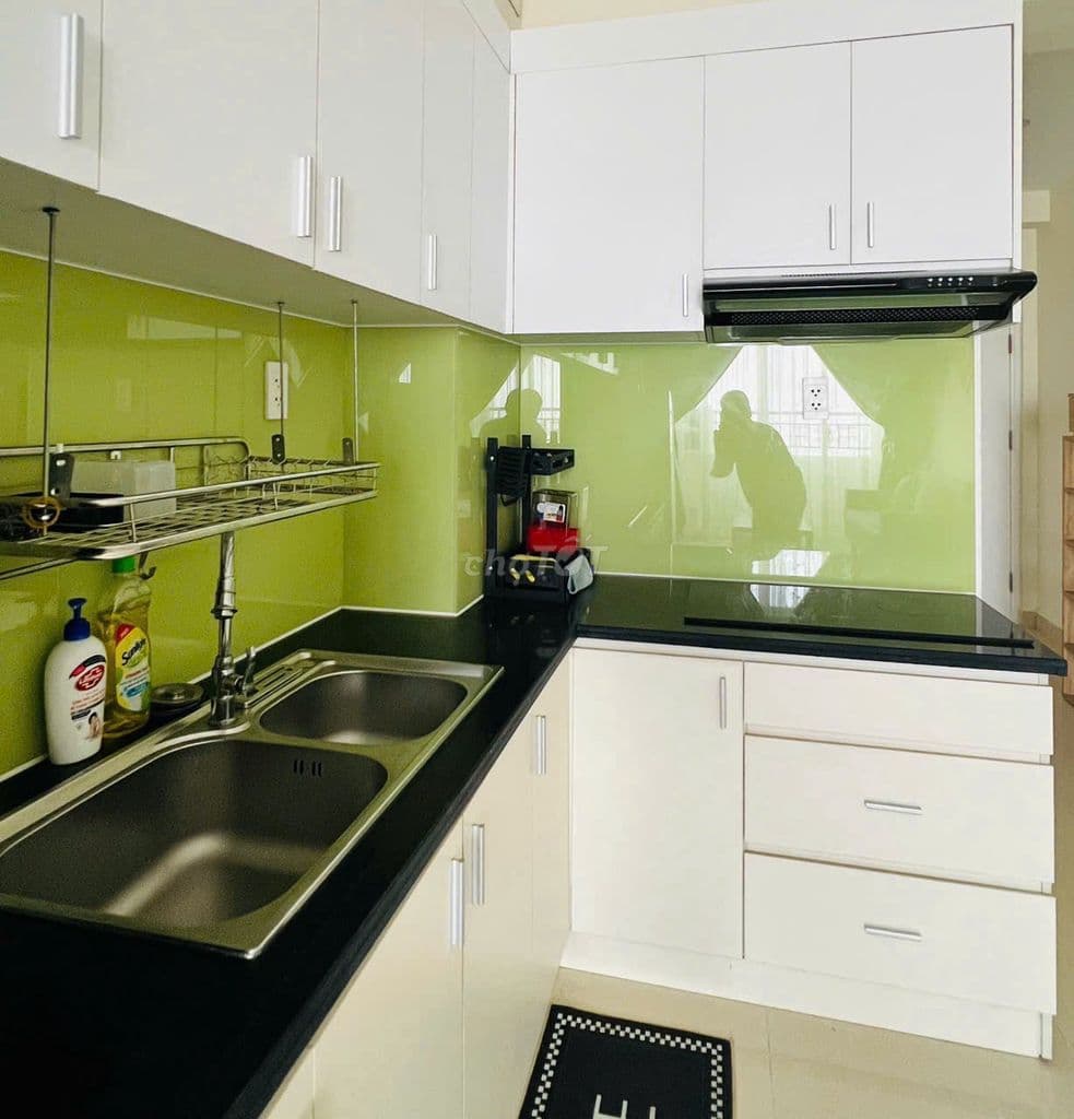 Căn 2PN Đầy đủ nội thất Cần bán; Chỉ 2,150 tỷ. LH Hương Xem nhà. - Ảnh 2