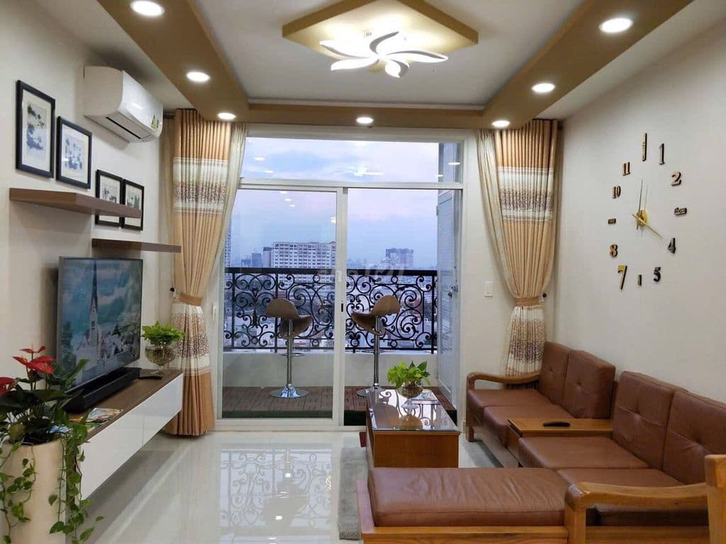Chính chủ cần bán gấp cc Giai Việt 2PN, 2WC, 72m2 - giá 2250 triệu