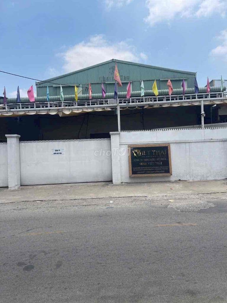 Bán kho mặt tiền đường Nguyễn Văn Cự, phường Tân Tạo A , quận Bình Tân