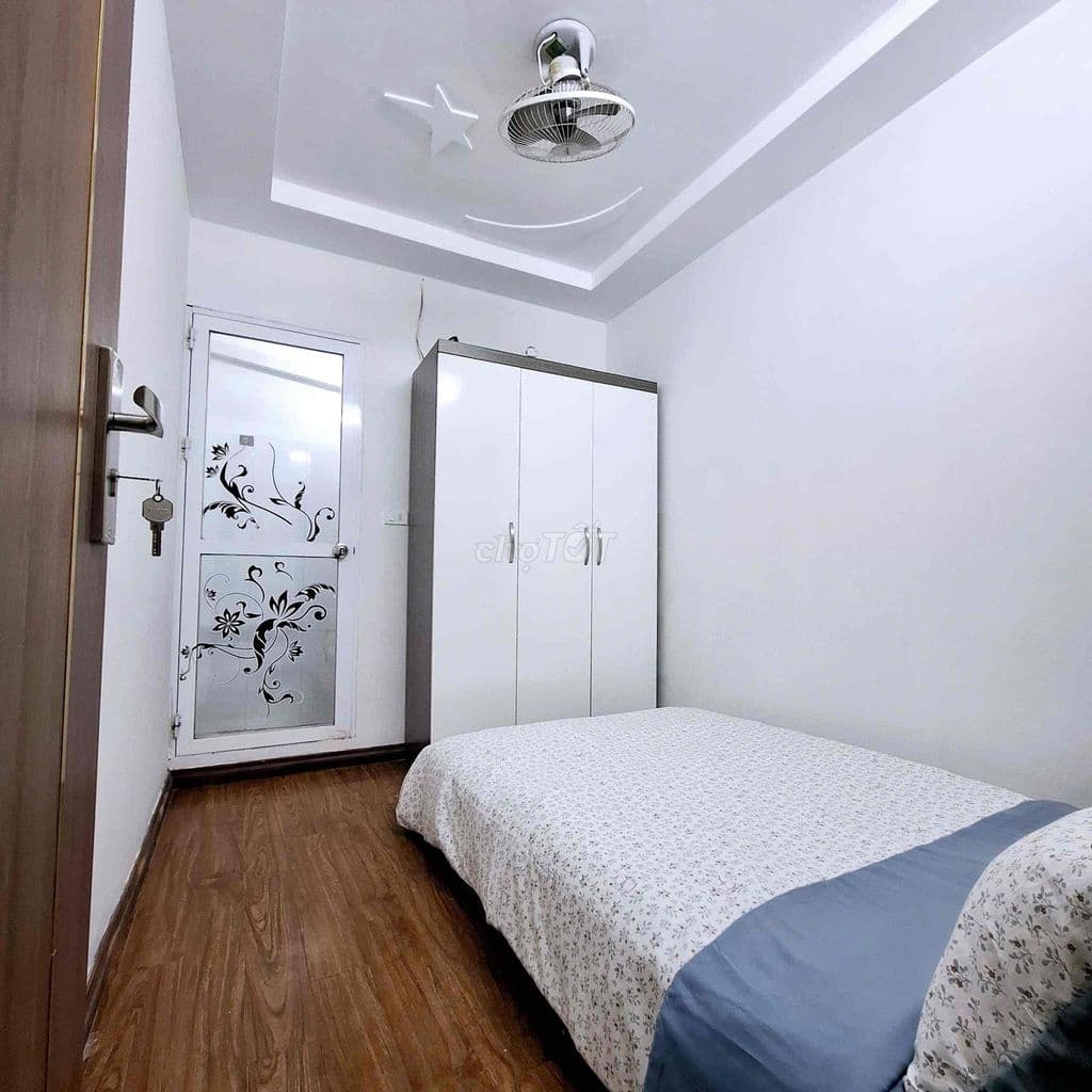 Bán CCMN Rộng Đẹp Full Đồ- Hoàng Ngân, Lê Văn Lương - Ảnh 3