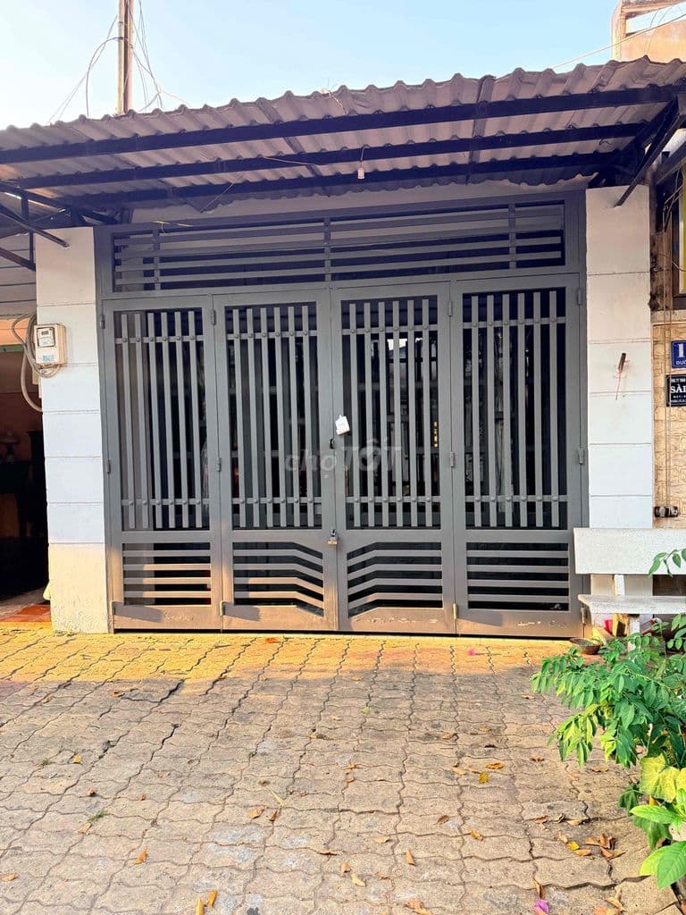 Bán đất tặng nhà C4-Phước Bình: