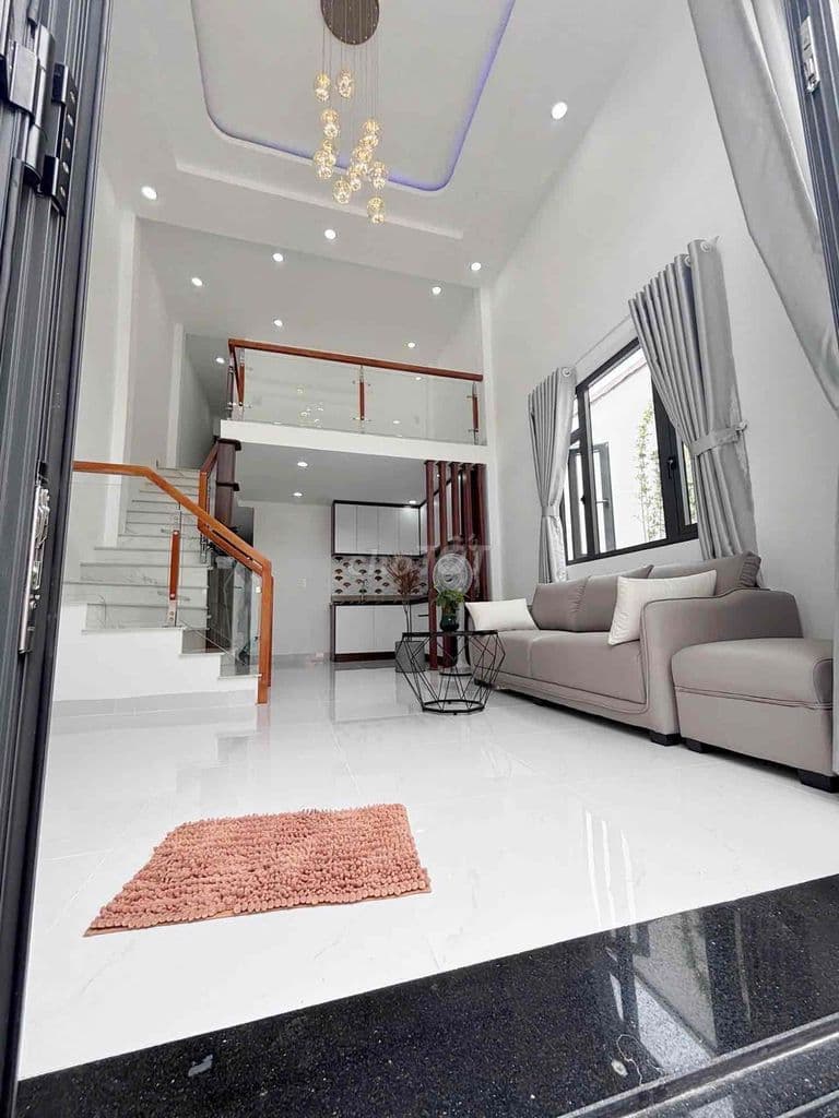 GIẢM MẠNH NHÀ MỚI 2TẦNG NGANG 5,4m-NGÃ TƯ TRUNG CHÁNH-NHÀ VĂN HOÁ