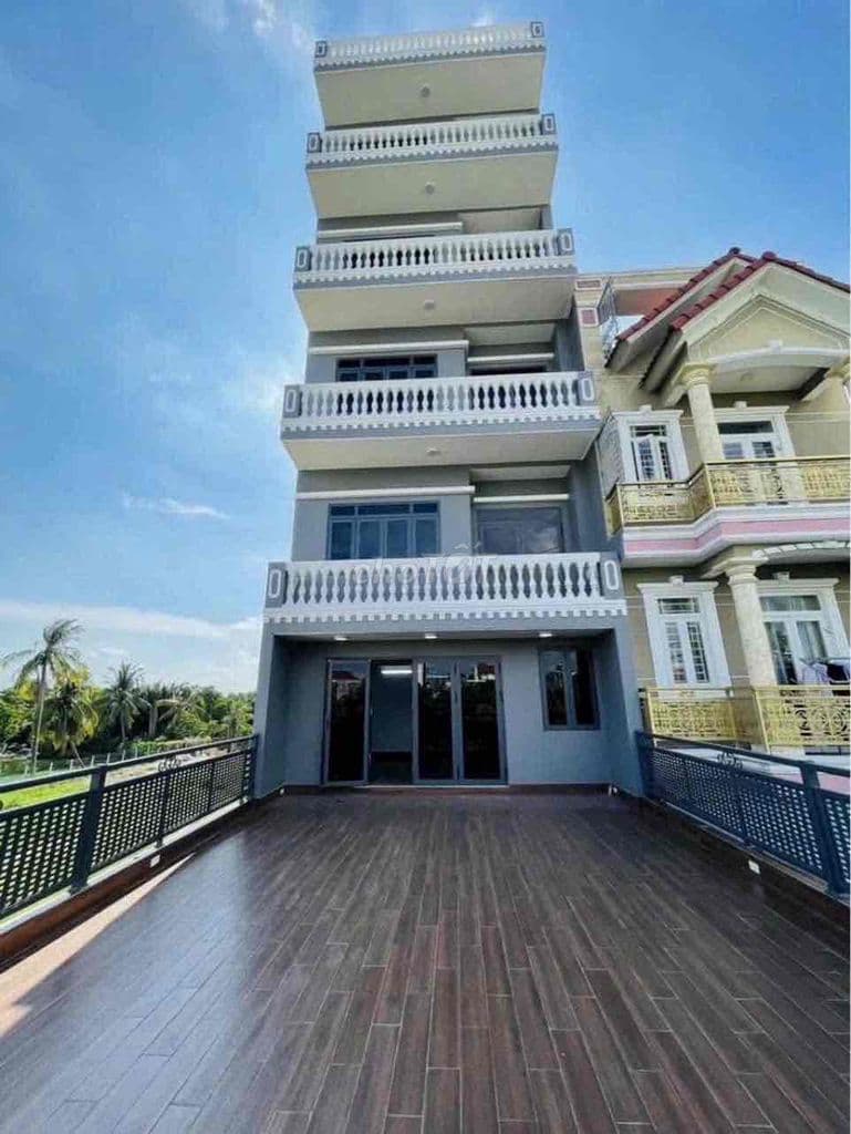 BÁN TOÀ NHÀ MT ĐƯỜNG 160 - 5 TẦNG - 19.5 TỶ