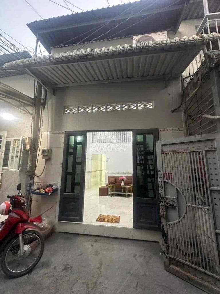 Nhà gần chợ Minh Phát, có phòng ngủ dưới cho người già - Ảnh 2