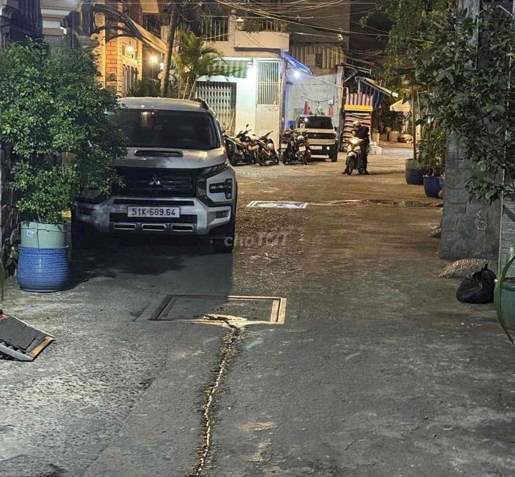 🔥 HẺM XE HƠI TÔ HIẾN THÀNH, Q.10 – 30M2 – 3 TẦNG – SÁT MẶT TIỀN – 5 TỶ - Ảnh 2