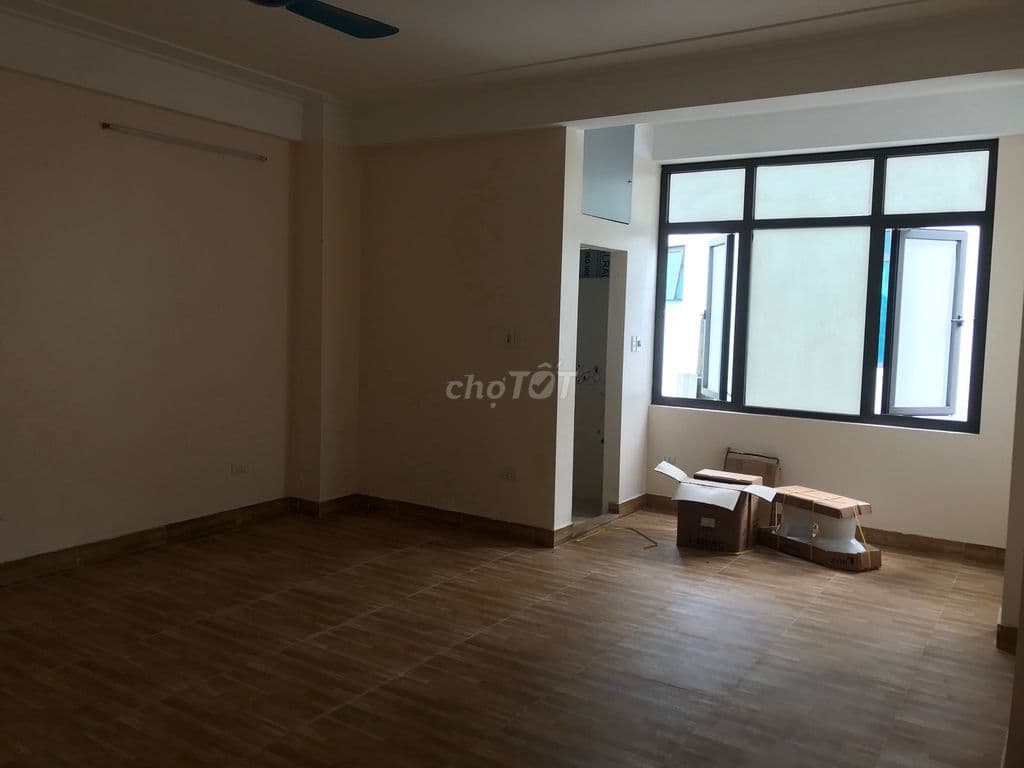 Có văn phòng cho thuê 385 Trần Đại Nghĩa