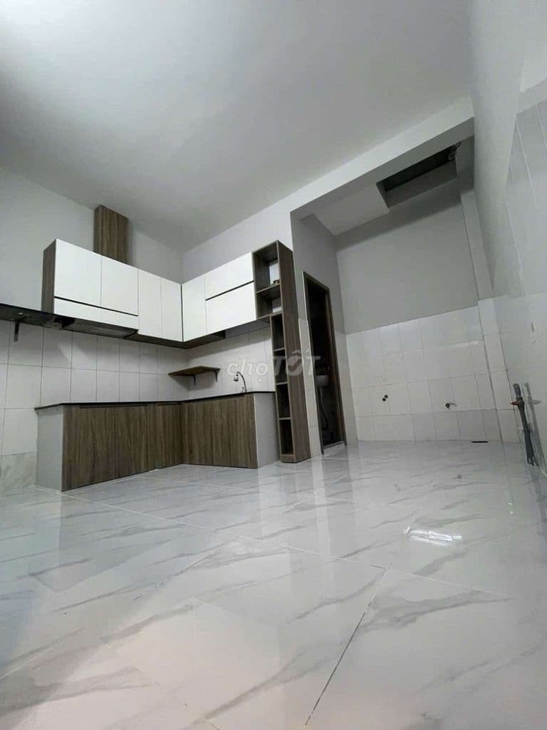 Bán nhà Tân Sơn Nhì, 4m x 10m, hẻm xe hơi, hỗ trợ vay nhỉnh 4 tỷ TL - Ảnh 2
