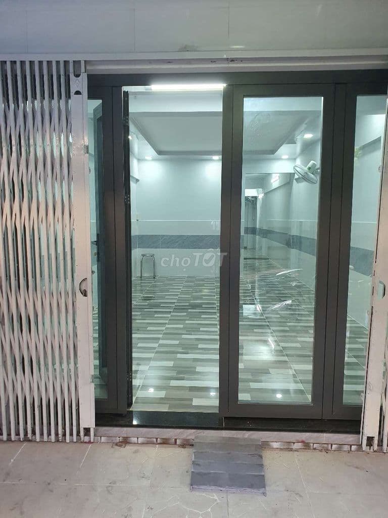 tầng trệt chung cư ngô gia tự lô q