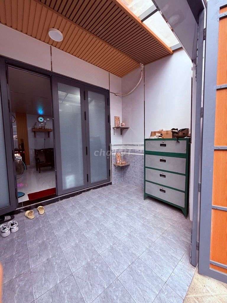 Nhà bán Tân Hoà Đông hẻm 5m oto thông, 69m2, 3pn,nhà mới chỉ 4,8 tỷ