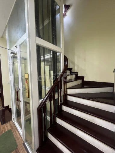 Nhà xay 5 tầng btct chờ mở đường ra mặt đường ko ảnh hưởng nhà - Ảnh 2