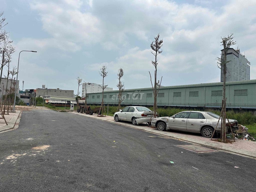 ⚜️ ĐẤT 𝑩𝑨́𝑵 Nguyễn Thị Tú, 4m67x11m, xây dựng tự do - Ảnh 2