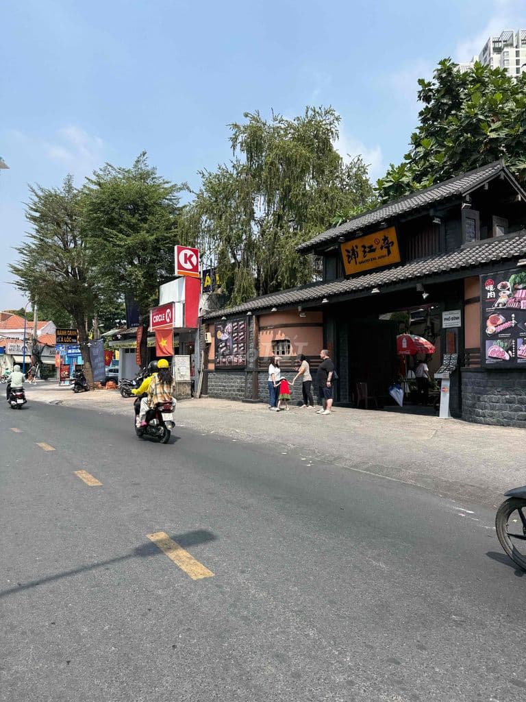 Hàng hiếm Thảo Điền Quận 2 - 1000m2 - chỉ 115 tỷ.