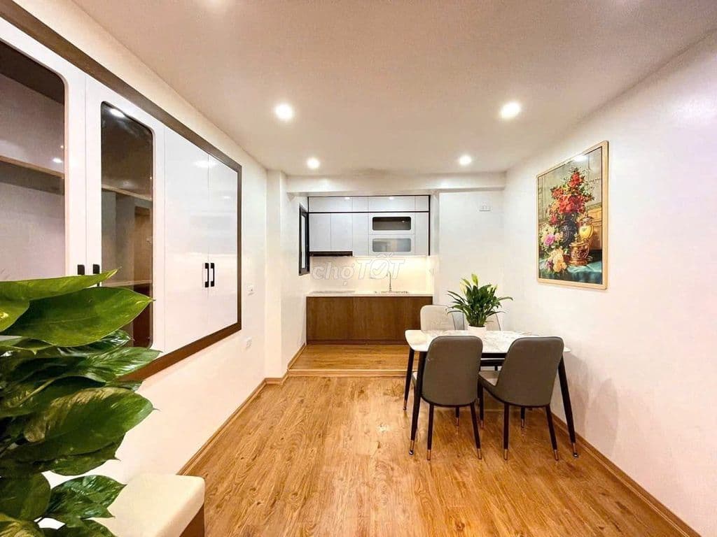 Bán căn hộ tập thể ngõ 122 Mai Dịch, 80m2, 3 ngủ, 2 wc, full nội thất. - Ảnh 2