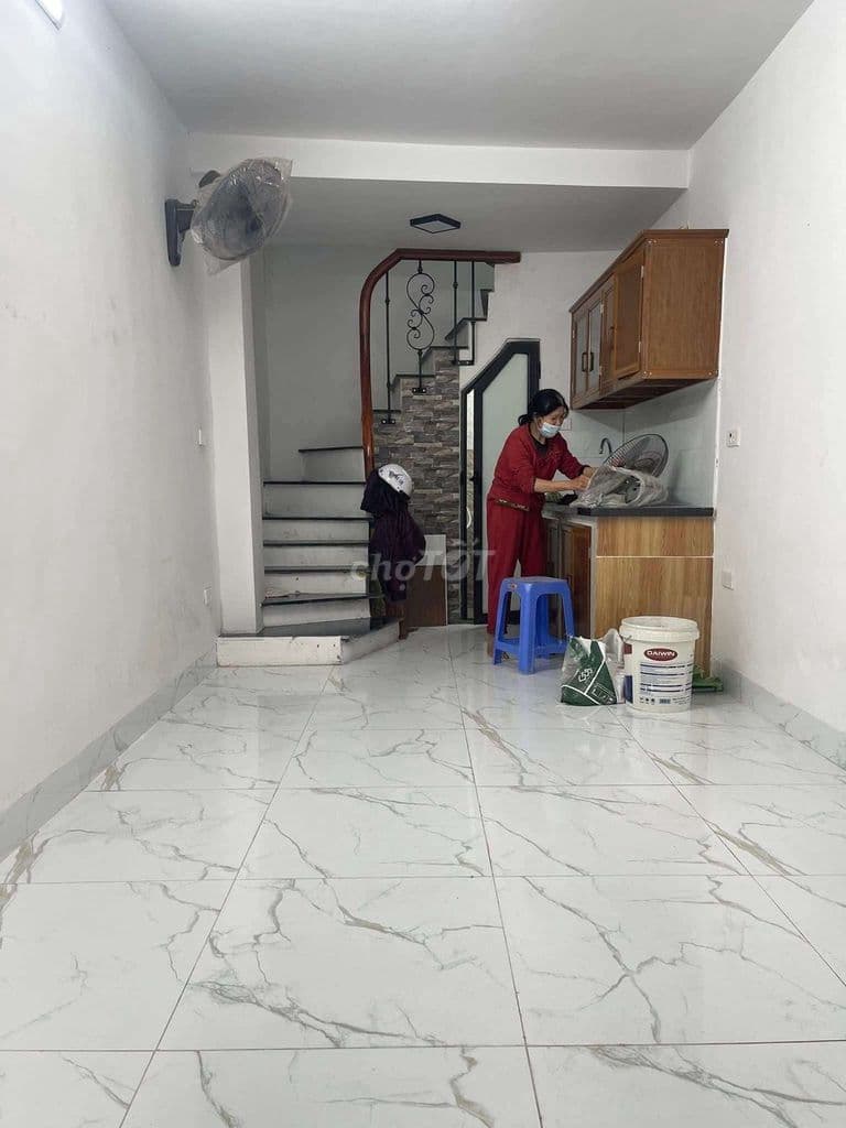 Nhà 3 tầng về ở ngay Định Công chưa tới 2 tỷ - Ảnh 2