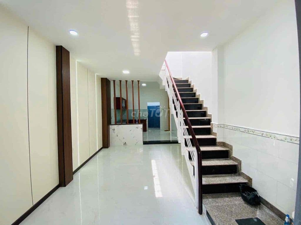 Bán nhà sổ hồng riêng đúc 1 lầu q12 - Ảnh 2