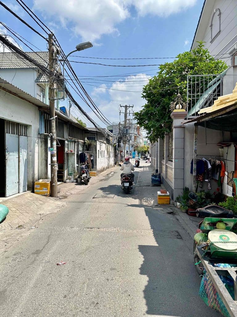 Nhà 4x15 MẶT TIỀN Liên khu 2-10 - Ảnh 2