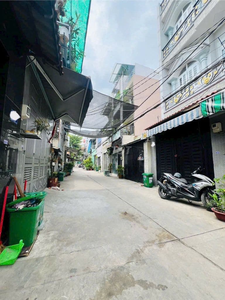 Bùi Văn Ba Q7 - DT 4.2x15m - Nhà 1 sẹc hẻm 4m thông - 4PN - 6.6 tỷ - Ảnh 2