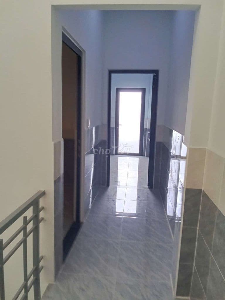 5,2 TỶ - NHÀ 2 TẦNG - 104M2 - ĐƯỜNG TAM BÌNH - Ảnh 2