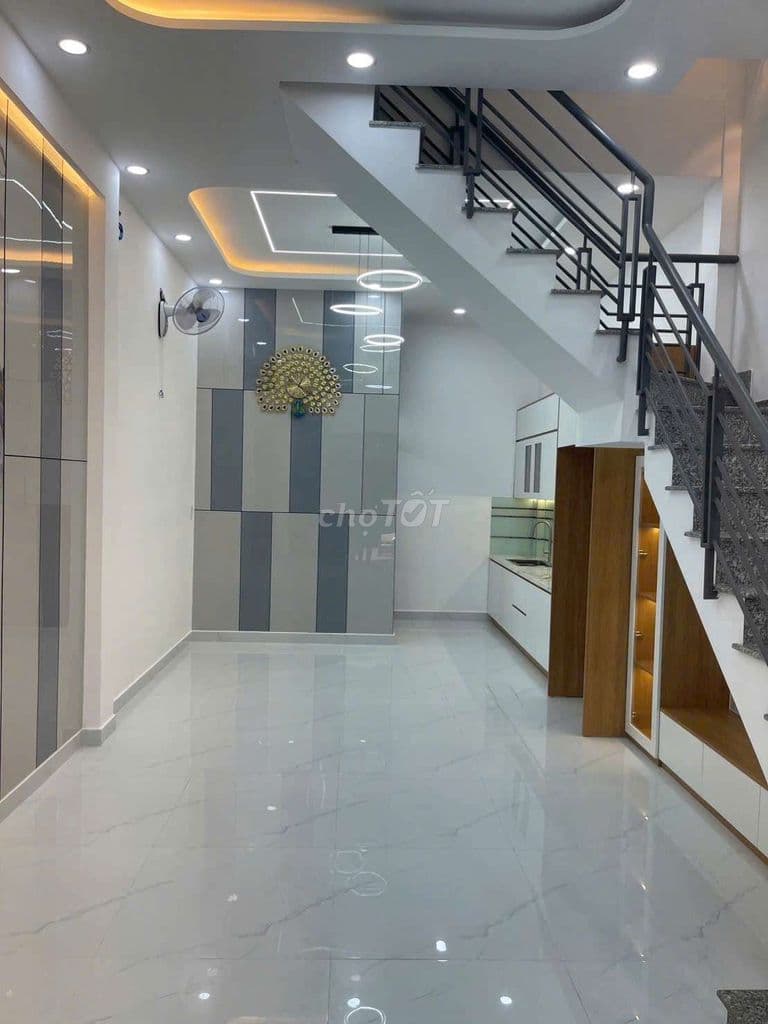 Bán nhà gần chợ Lê Văn Quới: 4mx10m đúc 1 trệt 1 lầu_ SHR - Ảnh 2