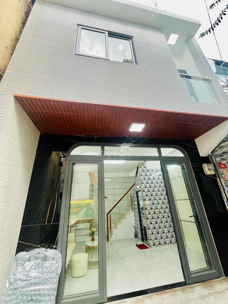 BÁN NHÀ TỈNH LỘ 10, BÌNH TÂN, 2 TẦNG, CHỈ 2 TỶ, SHR, KOQH