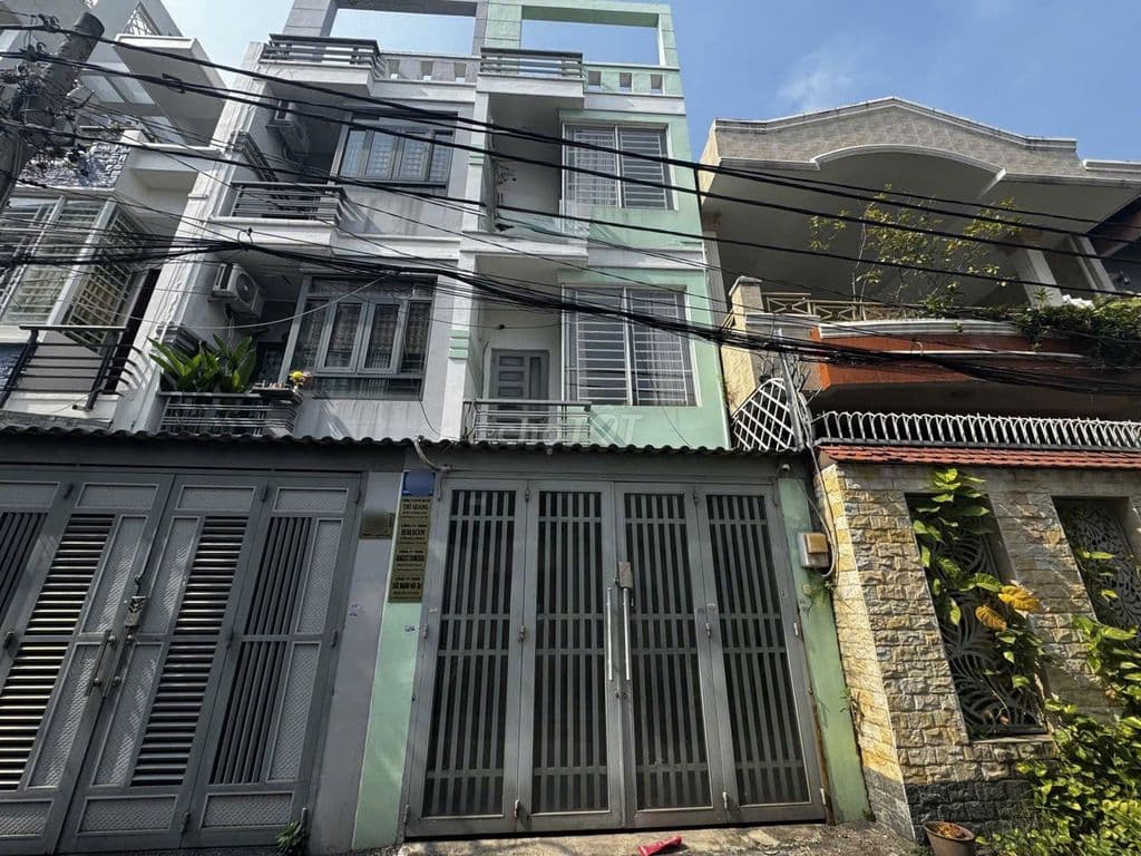 "Dương Quảng Hàm" hẻm xe hơi, 4 phòng, gần Phạm Văn Đồng