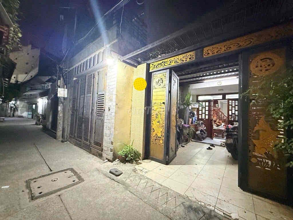 NHÀ TỐT GIÁ CHỐT HỢP LÝ-74m2-0TO VF3 ĐẬU TRONG SÂN- 1/ SÁT MT PHẠM VĂN - Ảnh 3