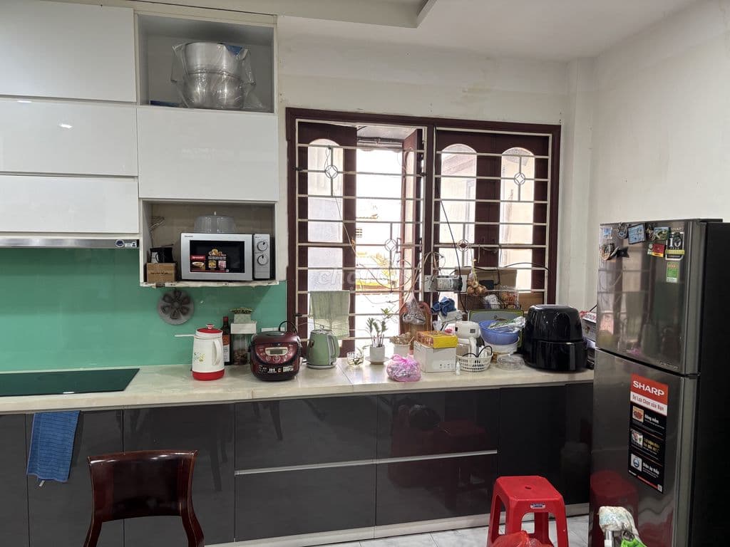 NHÀ BÁN MẶT TIỀN ĐƯỜNG LỚN - Ảnh 2