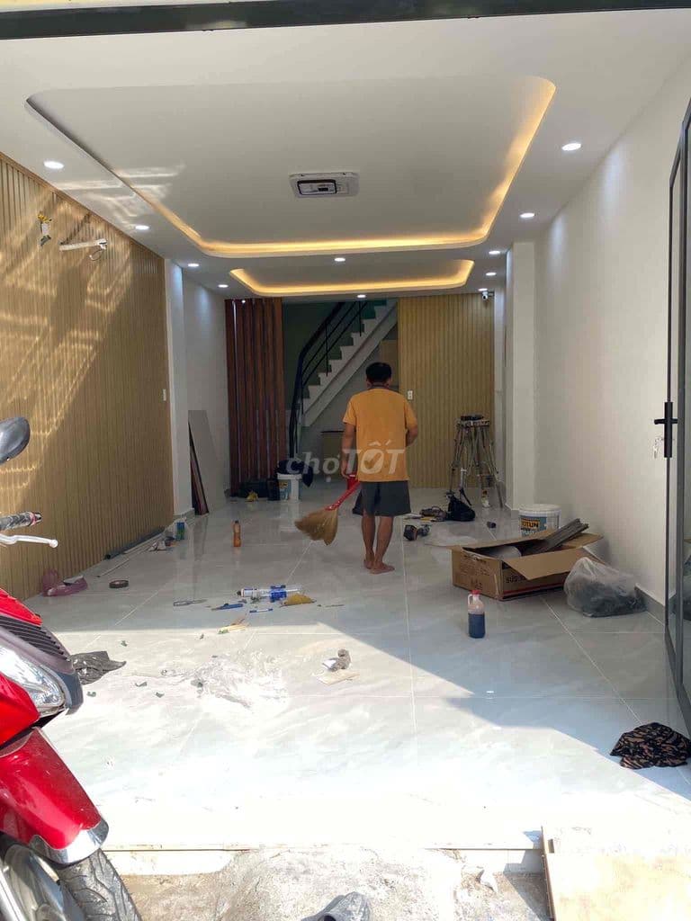 B.A'N NH.A`SIÊU HIẾM, MẶT TIỀN KINH DOANH SẦM UẤT - TRẦN PHÚ Q.5 - VỊ
