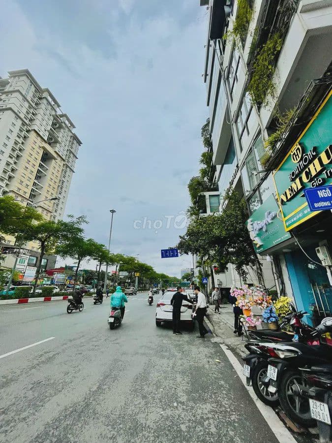 Tôi bán nhà phố TRẦN KHÁT CHÂN-ĐẠI CỒ VIỆT 48m2 5T 10M RA OTO 11,8 tỷ