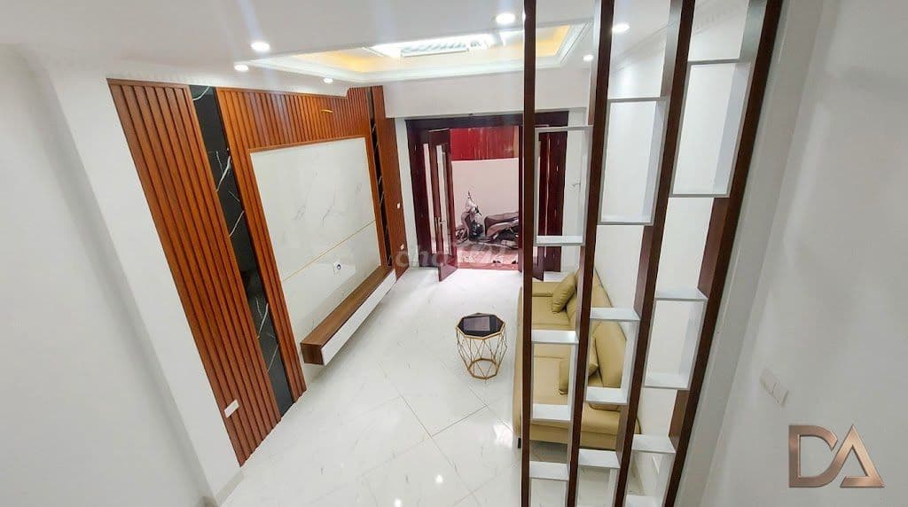 BẠCH MAI – Ô TÔ –GẦN TRƯỜNG & BỆNH VIỆN LỚN - FULL NỘI THẤT XỊN - Ảnh 2