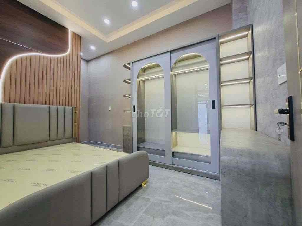NHÀ QUANG TRUNG, GÒ VẤP, 5m ❌ 12m, 3 tầng, 6 tỷ hơn - Ảnh 2