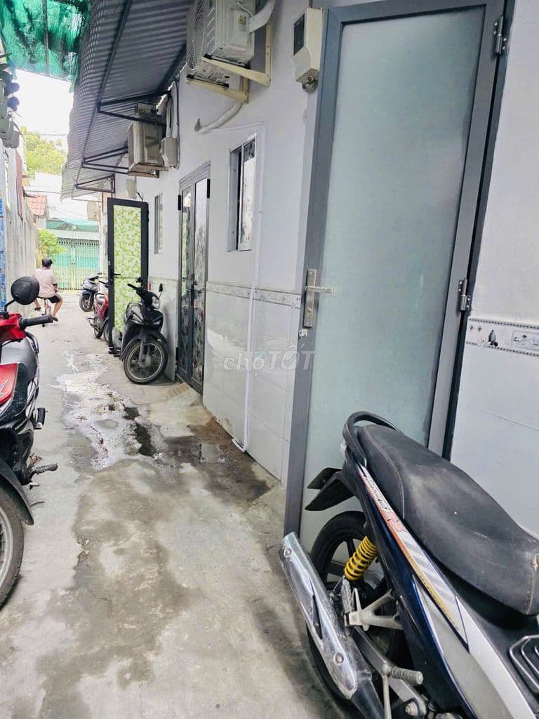 Nhà nhỏ ngay nhà máy bia Heineken Lê Văn Khương Q12 giá 590 triệu TL