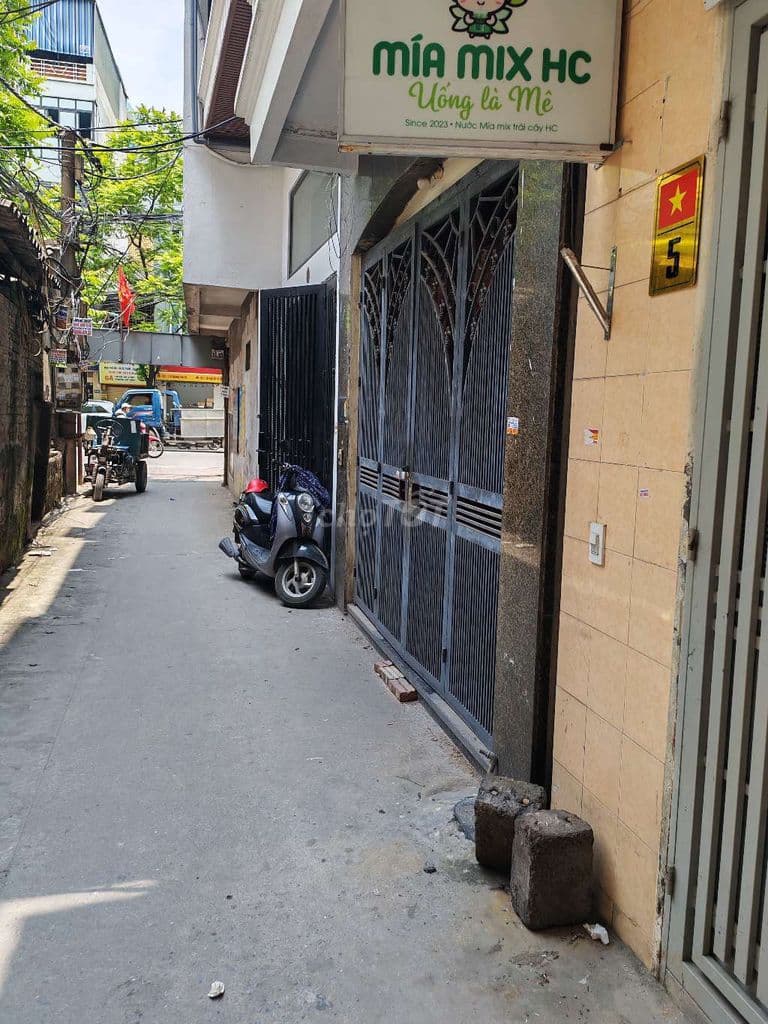 chính chủ bán nhà Dương Văn Bé phân lô oto mặt ngõ 3m ra mặt phố - Ảnh 3