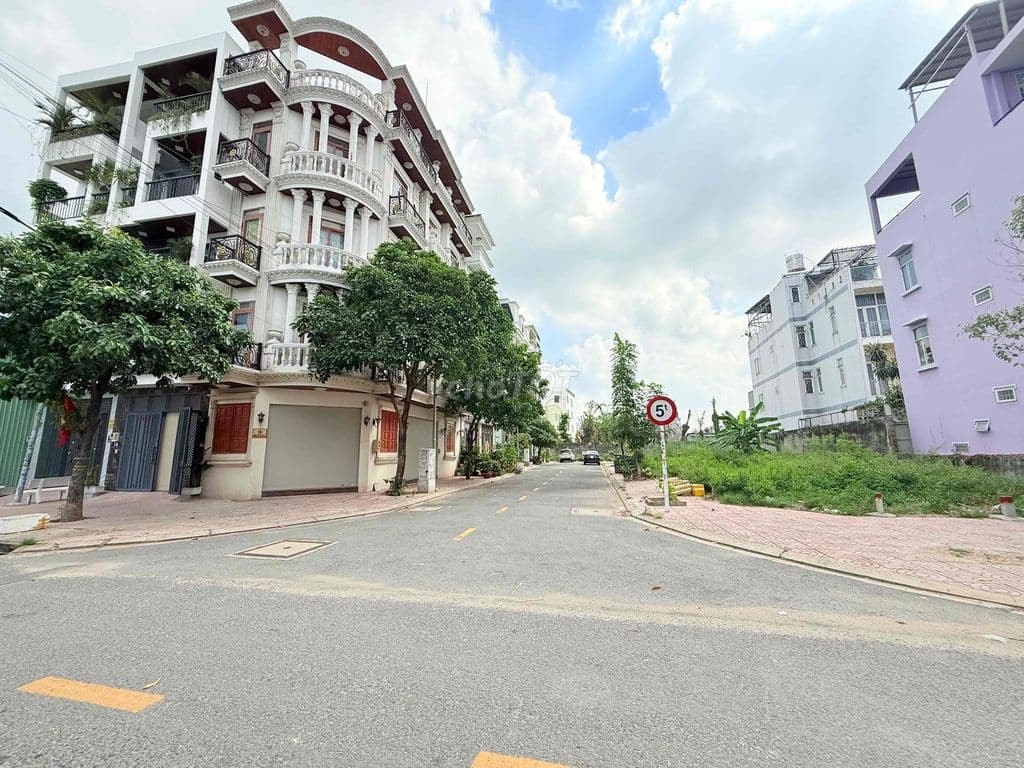 Đất 4.2x12m. Đường nhựa vỉa hè 11m. Thạnh Lộc 47